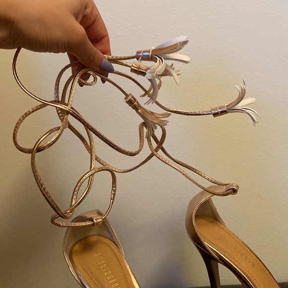 Fashion nova rose gold lace up heels 7.5 - Picture 3 of 4